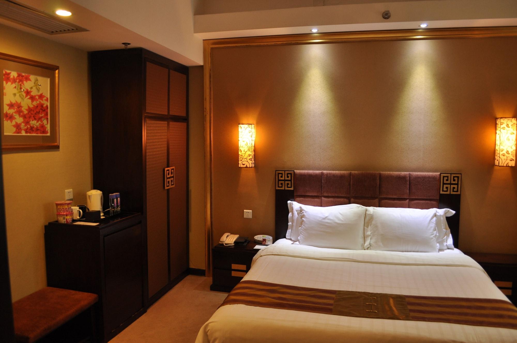 Fortune Hotel Гуанджоу Екстериор снимка