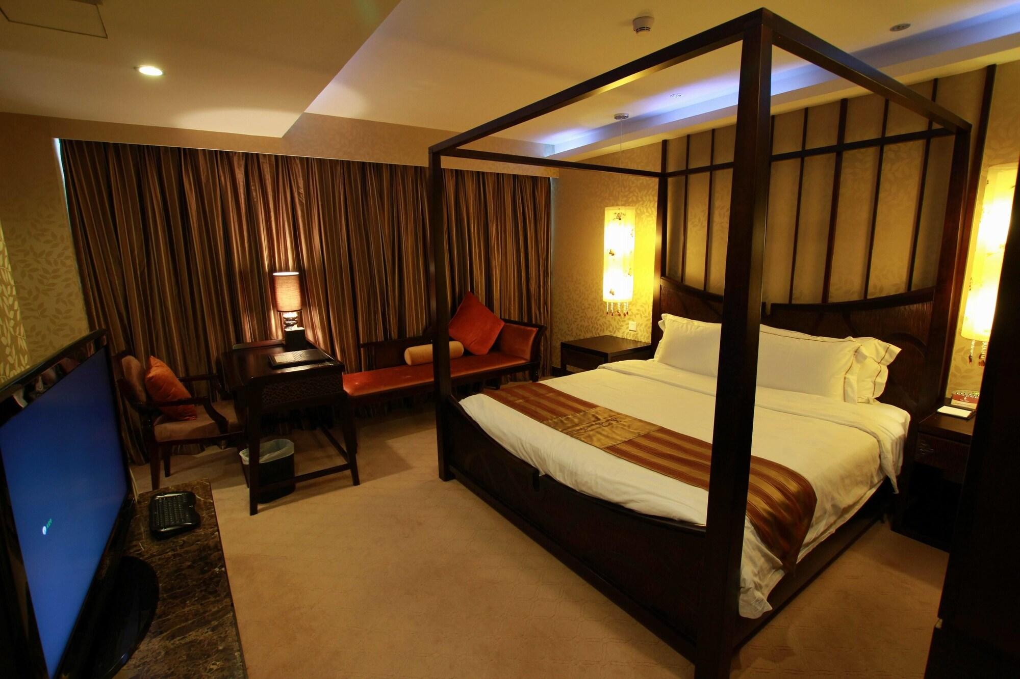 Fortune Hotel Гуанджоу Екстериор снимка