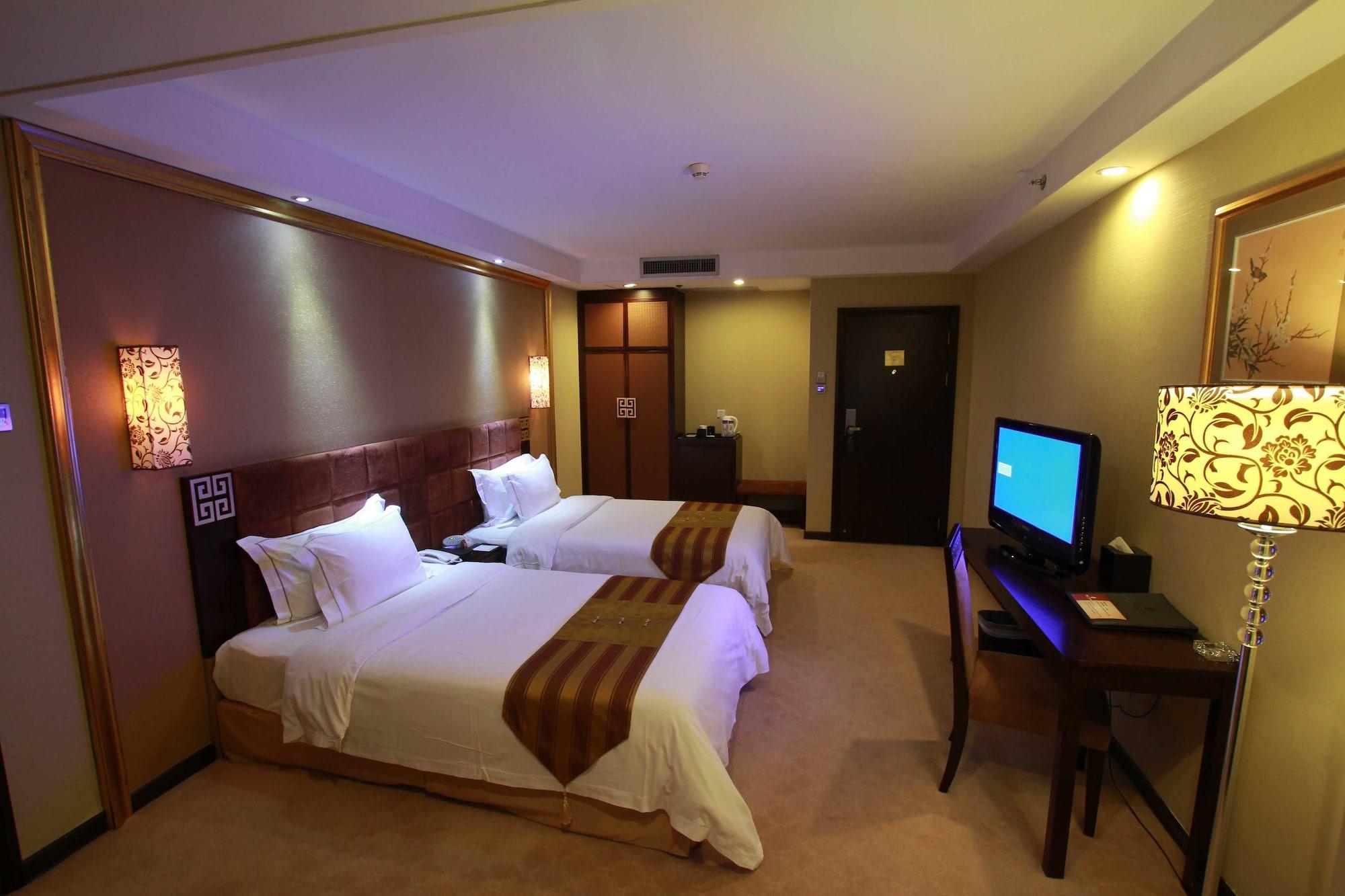 Fortune Hotel Гуанджоу Екстериор снимка